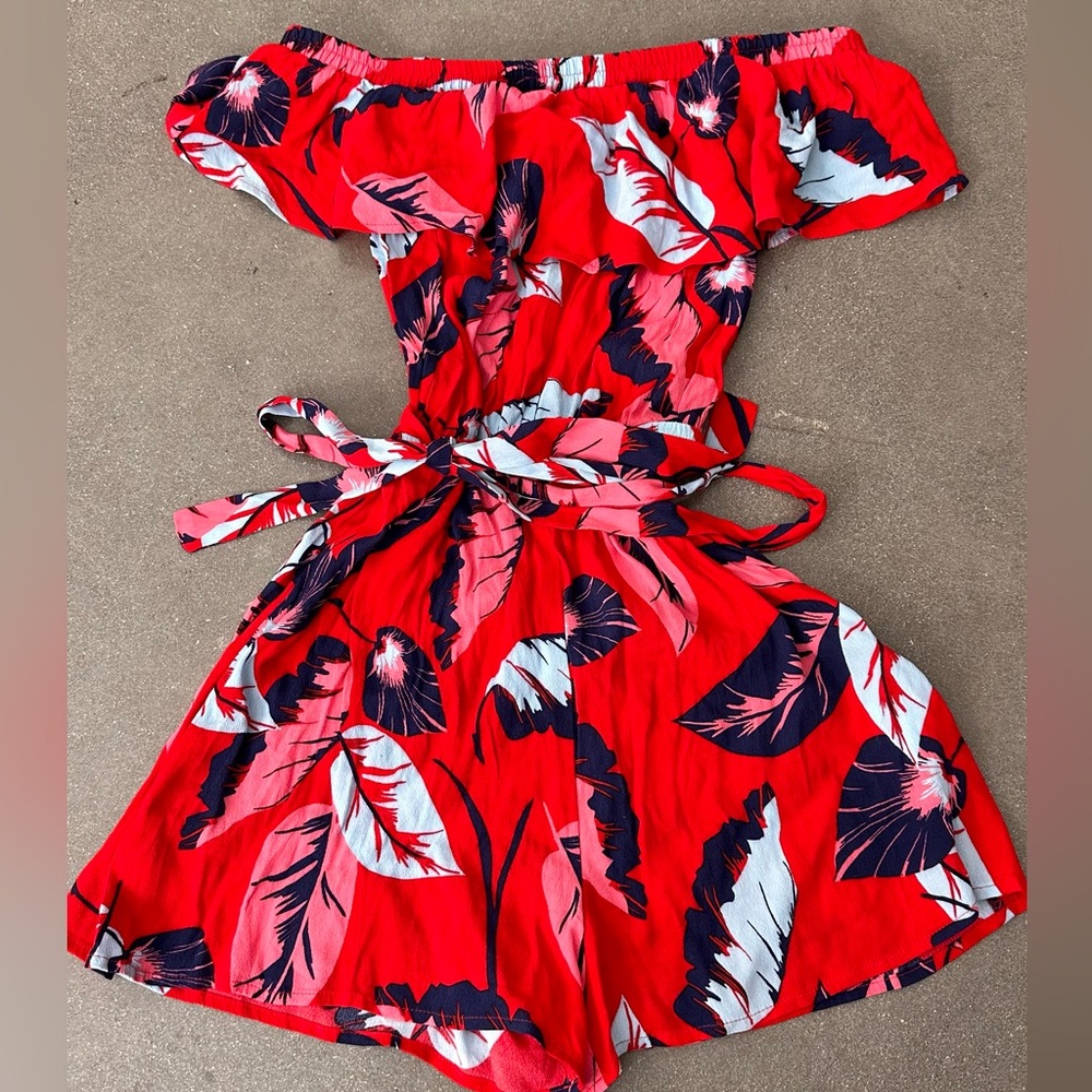 Express tropical flowy rayon romper